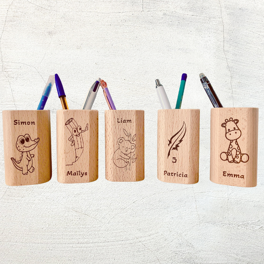 Pot à crayons personnalisé avec prénom – bois FSC