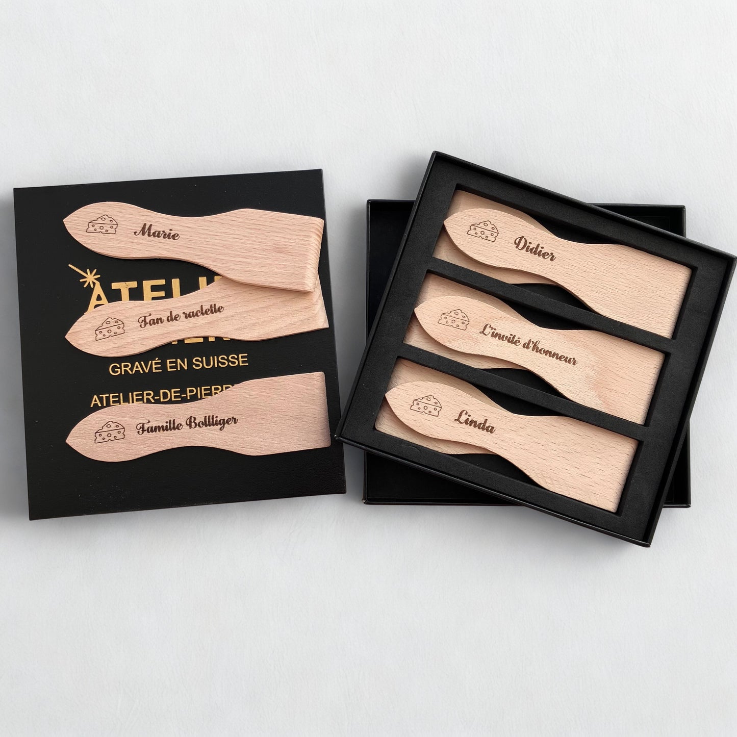 Spatule à raclette gravée & son coffret cadeau