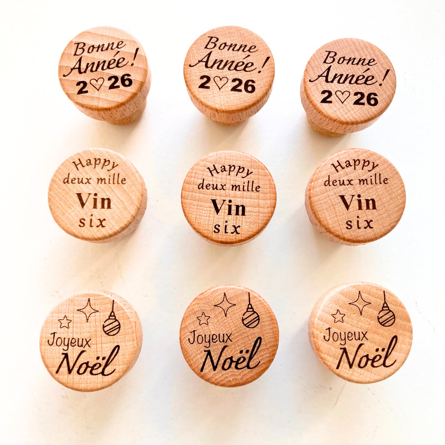 Lot de 3 bouchons en liège gravés